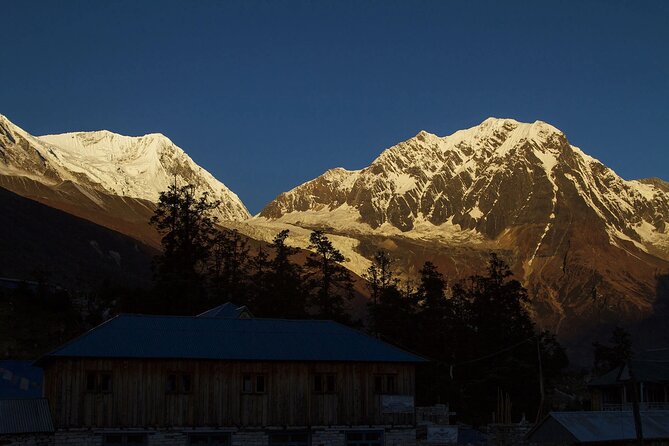 10 Days Manaslu Circuit Trek in Larke La Pass - Day 4: Deng to Namrung and higher ground