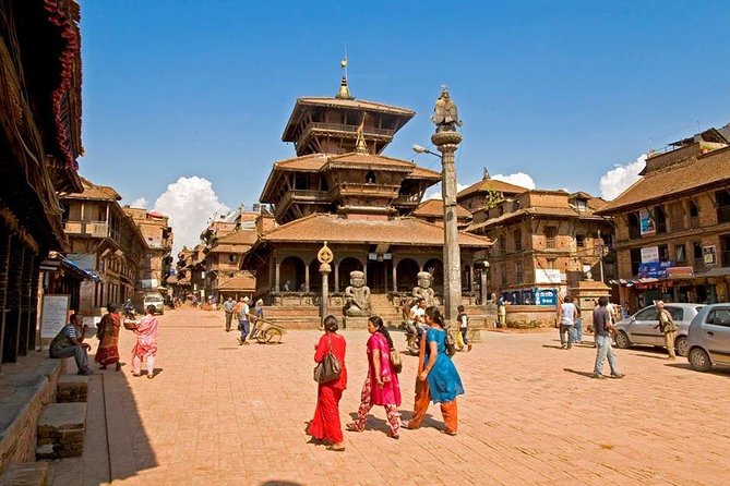 10 days Special Nepal Tour Package - Kathmandu begins with temples, markets and a gentle landing