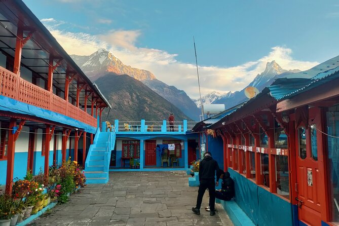 12 Days Annapurna Base Camp Trek - Day 5: Poon Hill sunrise and the trail toward Tadapani