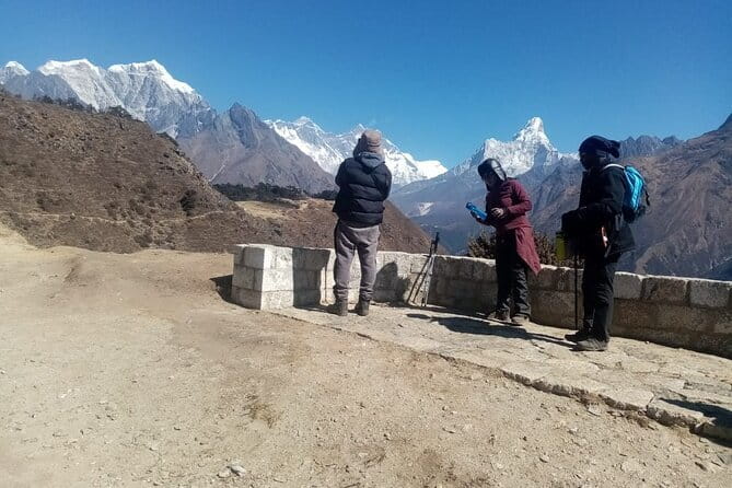 12 Days Everest Base Camp Trek from Kathmandu - Day 9: Kala Patthar and the descent to Pheriche