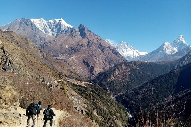 12 Days Everest Base Camp Trek from Kathmandu - Day 3: Acclimatizing around Namche Bazaar