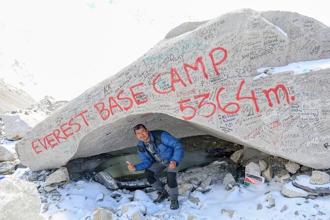 12 Days Everest Base Camp Trek - Day 1: Kathmandu to Lukla, then Phakding