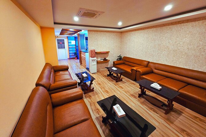 6 Hours Spa Package in Kathmandu (Massage, Sauna, Steam, Jacuzzi) - Choosing the right two-hour massage