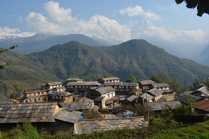 Annapurna Base Camp, Nepal 10 days - Day 2: Ghandruk and the first mountain village