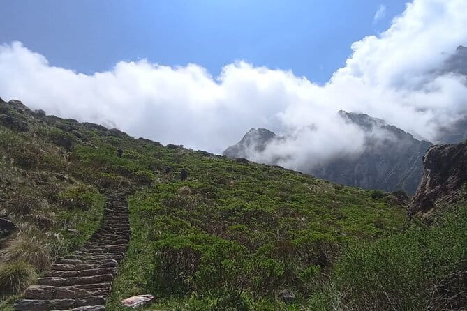 Annapurna Base Camp Trek - Ghorepani and Poon Hill provide an early reward