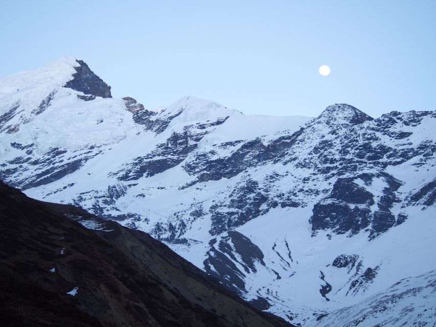 Annapurna Circuit Trekking 13 Days - Day 4: Chame to Pisang and the first high-mountain feel