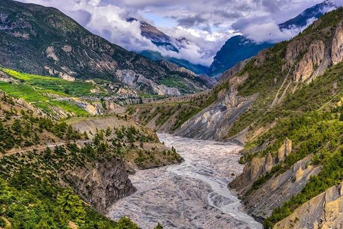 Annapurna Circuit with Tilicho Lake Trek - What the $1,093 price really covers