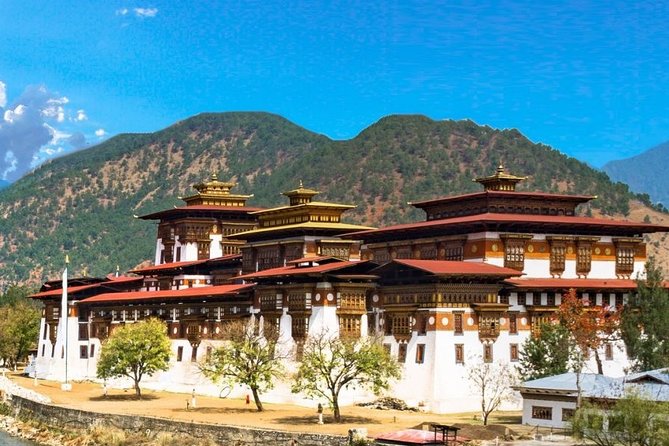 Bhutan Tour- 4 DAYS 3 NIGHTS - Why this short Bhutan route works