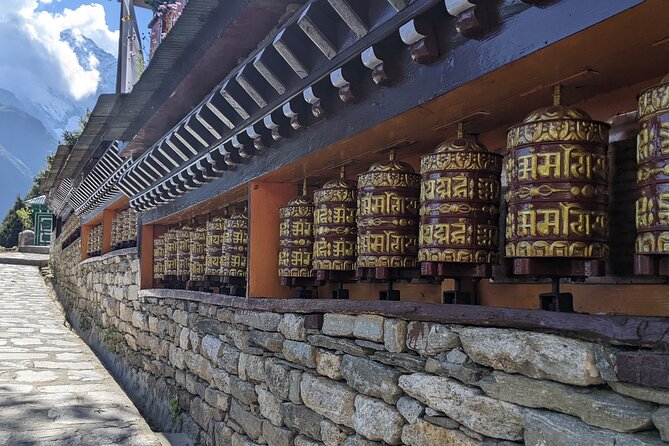 Everest Base Camp Trek 15 days | Local Guide | Flexible Itinerary - Days 3 and 4: Namche Bazaar and the first acclimatization day