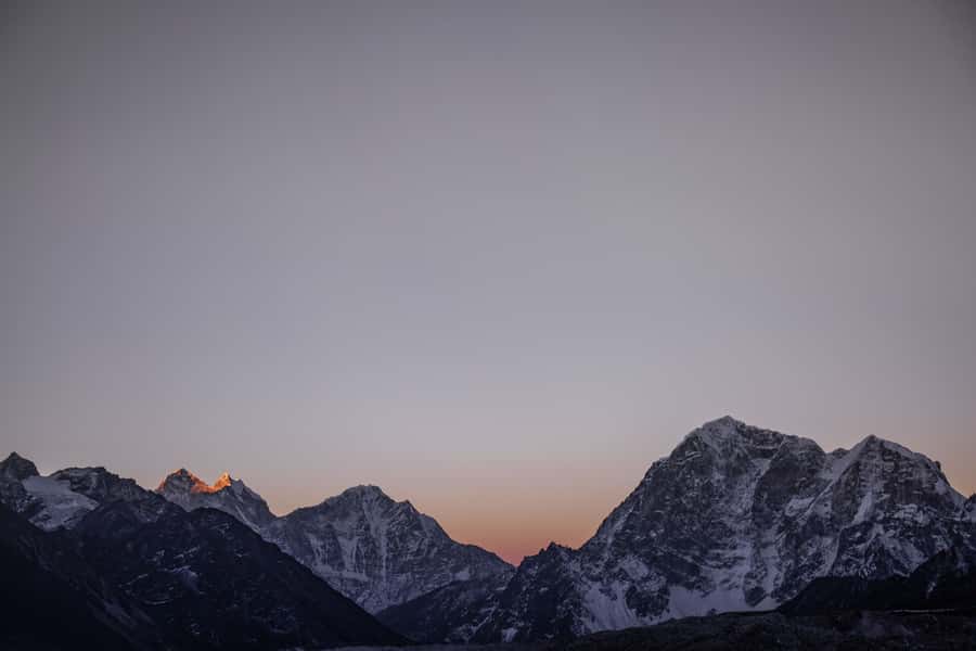 From Kathmandu: 1 hour Panoramic Everest Flight - Who should book this experience?