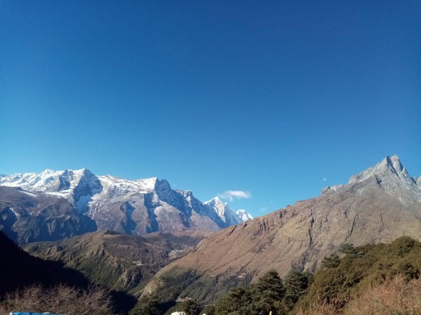From Kathmandu Budget: 15 Day Everest Base Camp Trek - Days 1 and 2: Kathmandu to Salleri and Tham Danda