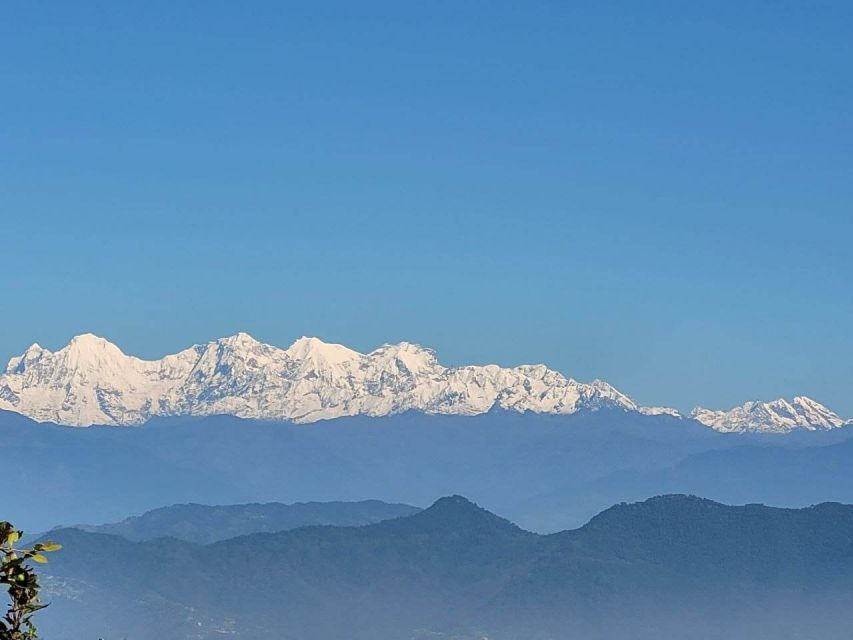 From Kathmandu: Everest View from Nagarkot & hike to Changu - The Nagarkot viewpoint and the mountain question