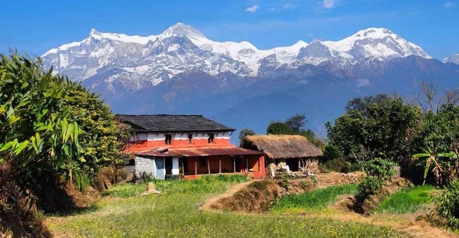 From Pokhara: Annapurna View Day Hike - Kande: the trail starts gently
