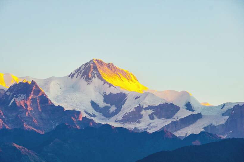 From Pokhara: Sarangkot Sunrise Himalayas Tour - Watching the peaks change color