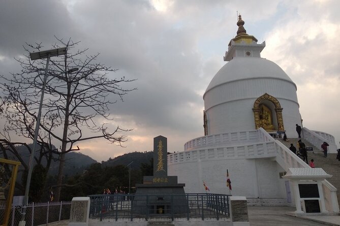 Guided Tour to explore the entire Pokhara City - Sarangkot at 5am: the big opening view