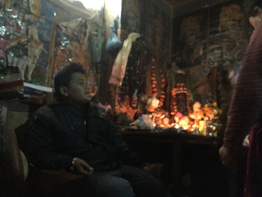Healing Day tour - Shaman Healing - The drive from Thamel to the shaman’s studio
