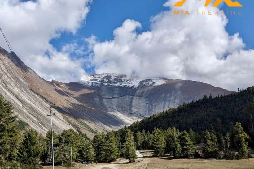 Kathmandu: 10-Day Annapurna Circuit Trek via Thorong La Pass - Chame to Upper Pisang: apple orchards and higher valleys