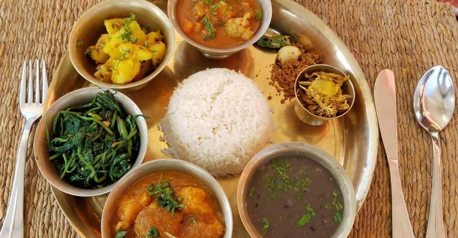 Kathmandu: 3-Hours of Cooking Class with Meals - Fresh ingredients and the shopping part
