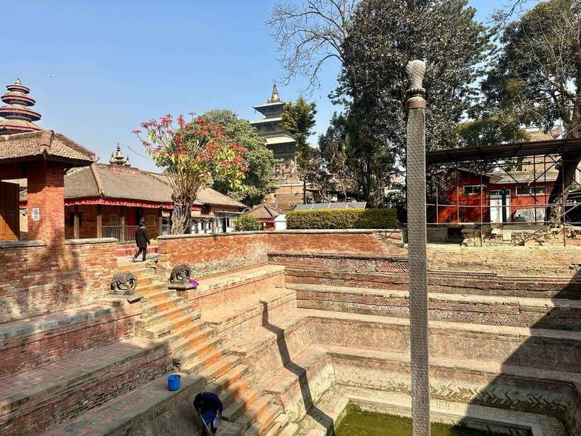 Kathmandu: 7 UNESCO Sites Tour in 1 Day (Private Tour) - Boudhanath Stupa and the rhythm of circumambulation