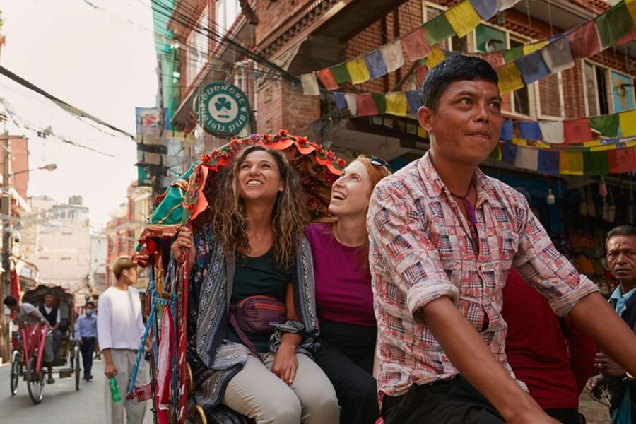 Kathmandu at Sunset: Explore the City on Rickshaw - Guide quality and group feel