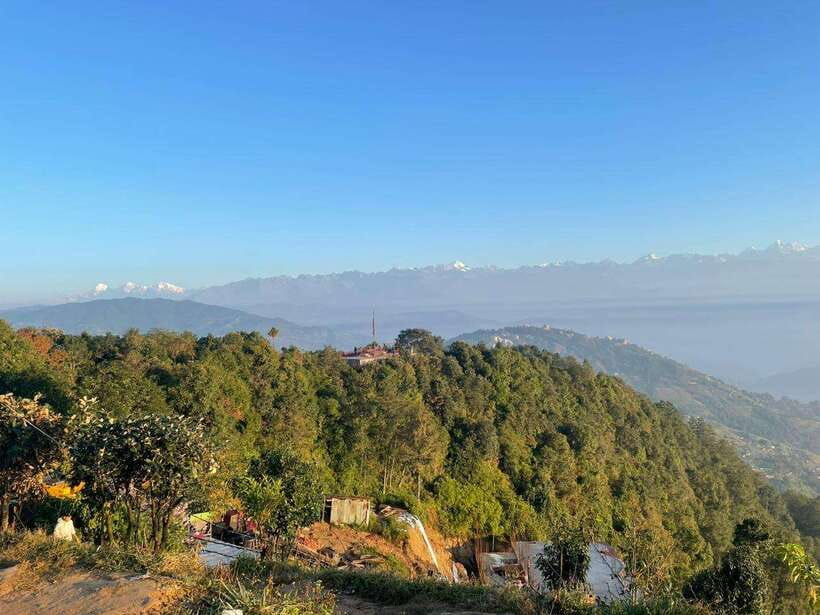 Kathmandu: Bhaktapur and Nagarkot Sunrise to Sunset Tour - Bhaktapur Durbar Square and the city’s carved details