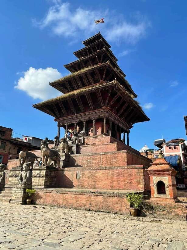Kathmandu: Bhaktapur and Nagarkot Sunrise to Sunset Tour - Nagarkot for sunrise, mountain air, and changing weather