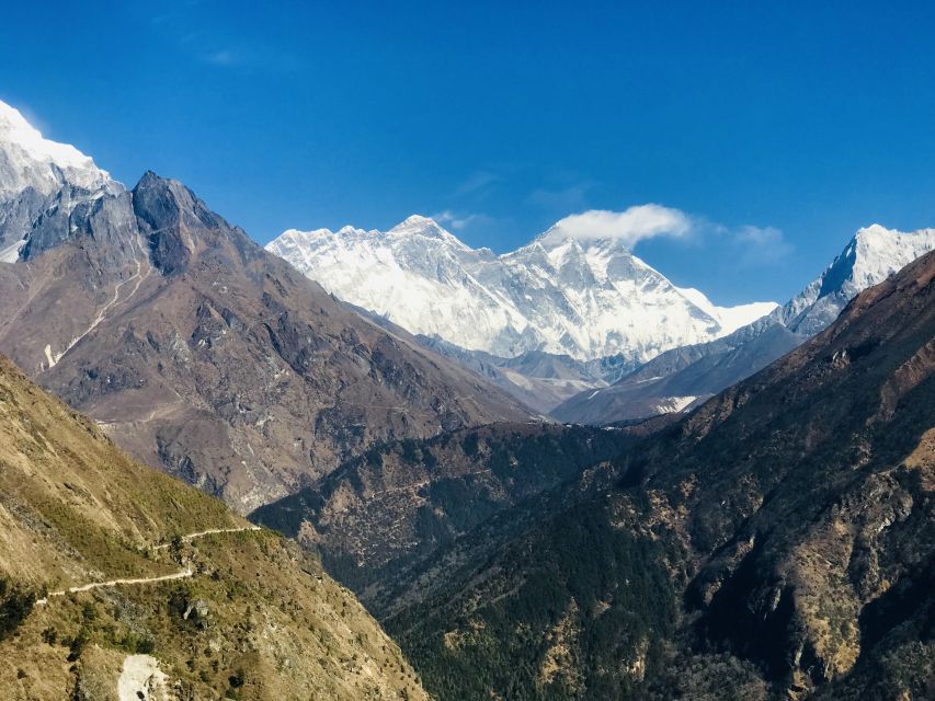 Kathmandu: Everest Base Camp Helicopter Tour - Final verdict: a remarkable view with real weather risk