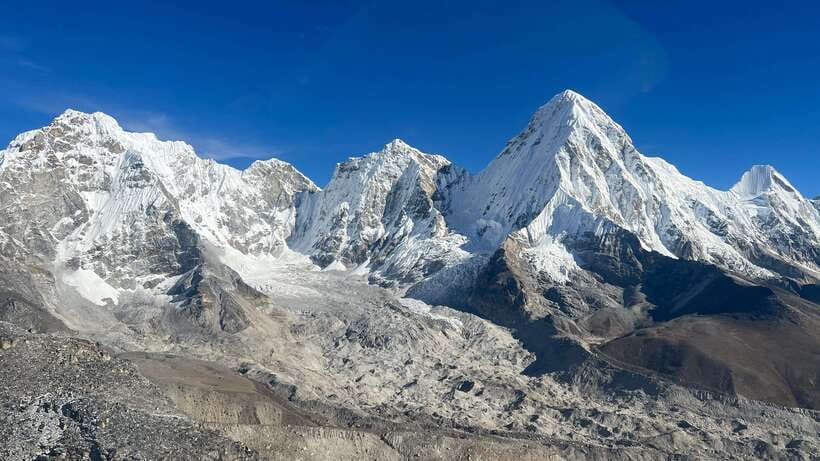 Kathmandu: Everest Helicopter Tour with Landing & Breakfast - What the strong service feedback tells me