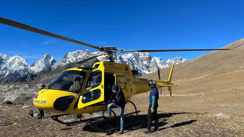 Kathmandu: Everest Helicopter Tour with Landing & Breakfast - The 6:00 AM hotel pickup and airport routine