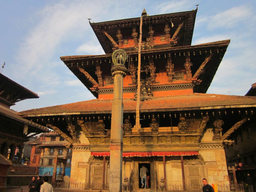 Kathmandu: Full-Day Tour of 5 World Heritage Sites - Why this one-day route works in Kathmandu
