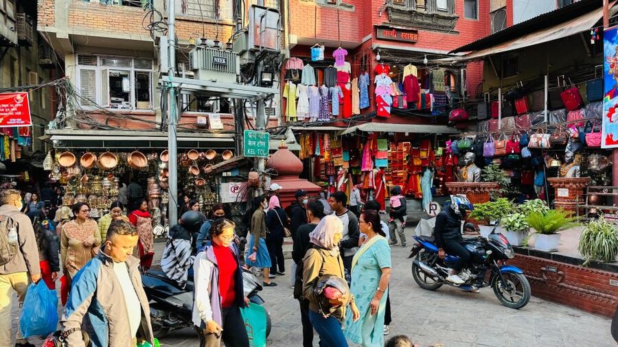 Kathmandu Heritage Walk | Heritage Walk of Kathmandu - Bhotahiti and Annapurna Temple