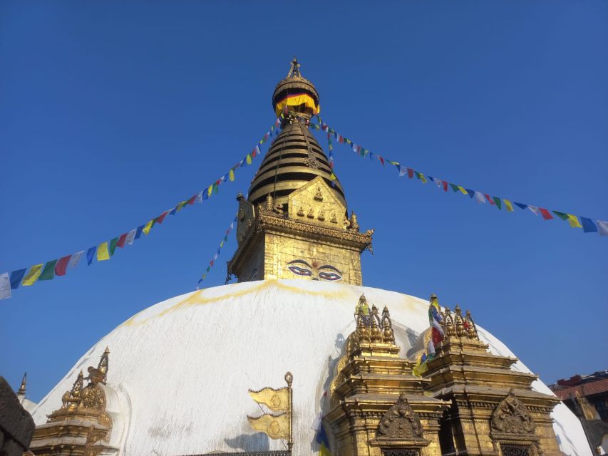 Kathmandu: Monkey Temple and Chandragiri Cable Car Ride Tour - Riding the Chandragiri cable car