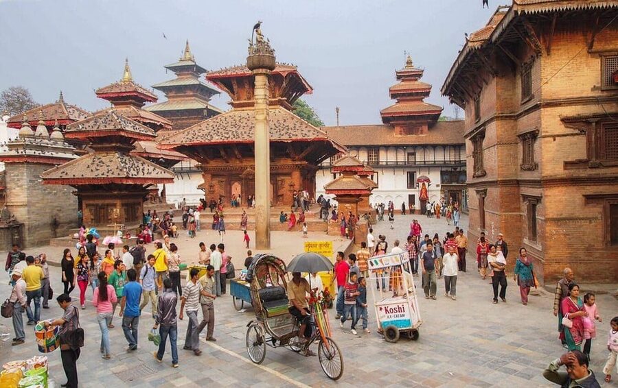 Kathmandu: Nagarkot, Bhaktapur, Doleswor & Sanga Statue Tour - What the private car changes