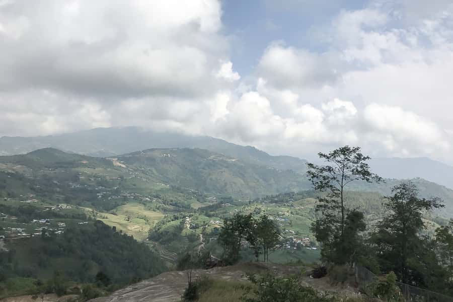 Kathmandu: Nagarkot Sunrise and Hike Tour to Changu Narayan - Should you book the Nagarkot sunrise and Changu Narayan hike?