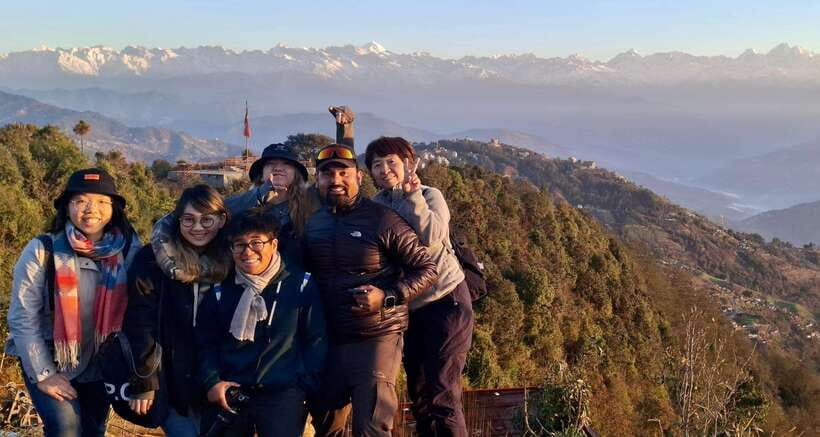 Kathmandu: Nagarkot Sunrise Tour Private or Group with Lunch - Everest and other peaks on a clear day