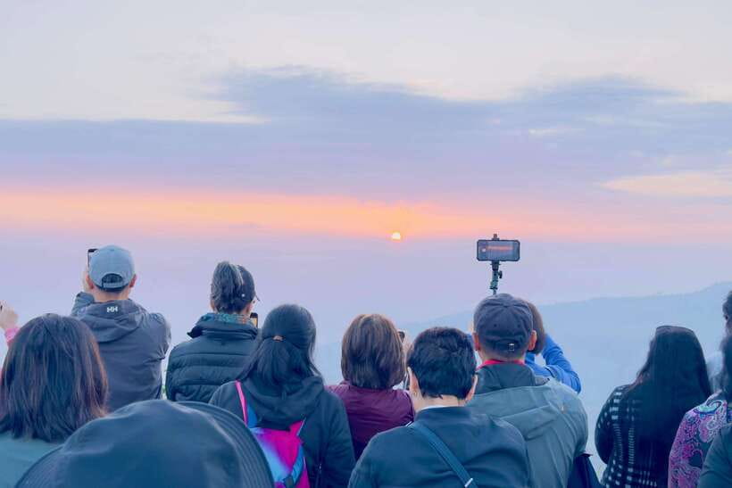 Kathmandu: Nagarkot Sunrise Tour Private or Group with Lunch - Breakfast at Club Himalaya, or breakfast on your own