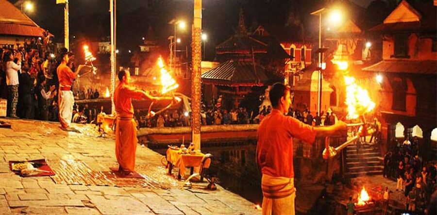 Kathmandu: Pashupatinath Temple Evening Aarati Tour - Entering the Pashupatinath temple area