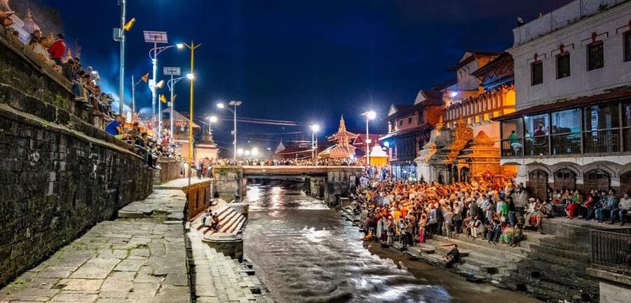 Kathmandu: Pashupatinath Temple Evening Aarati Tour - Pickup from Thamel, Boudhha, or central Kathmandu