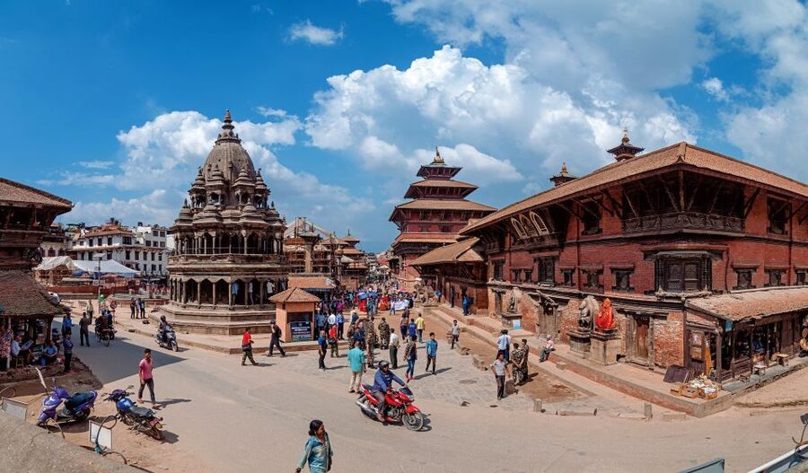 Kathmandu: Private Bhaktapur and Patan Sightseeing Tour - Patan Durbar Square and the art of Lalitpur