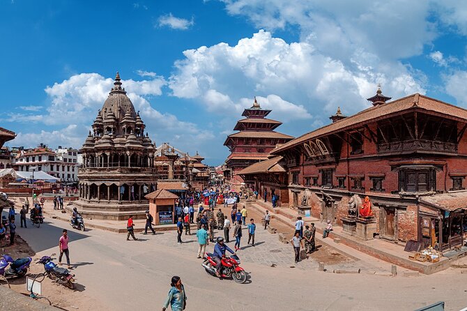 Kathmandu: Private/Group Tour to 7 UNESCO Sites with Lunch - Patan Durbar Square and Newar craftsmanship