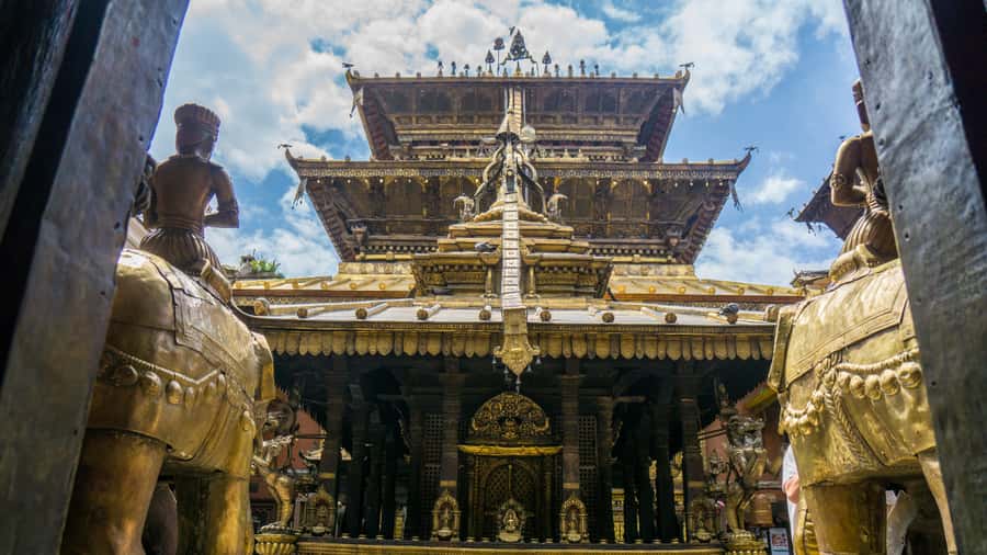 Kathmandu: Private Patan and Bhaktapur Sightseeing Tour - Why Patan and Bhaktapur work so well together