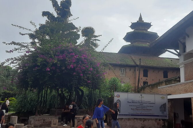 Kathmandu Top 4 or 2 UNESCO World Heritage Sites Day Tour - What the guide adds to the day
