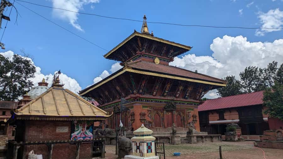 Kathmandu: UNESCO Heritage Site Private & Guided Tour - Boudhanath and Kathmandu’s Tibetan Buddhist Center