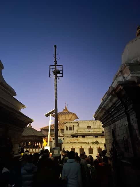 Katmandu: Pashupatinath Open Cremation & Evening Aarati - Walking from the main entrance to Arya Ghat