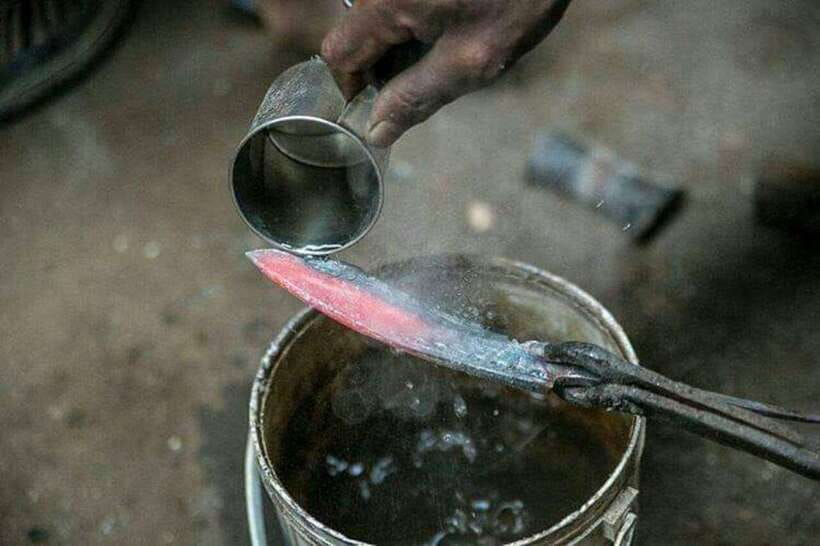 Knife Khukuri Making Workshop - Grinding, sparks, and the limits of your role