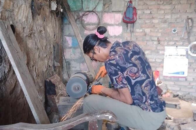 Knife (Khukuri) Making Workshop- Forge of the Gurkhas - Meeting the blacksmith and his family