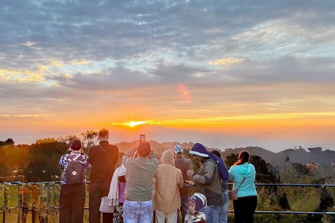 Nagarkot Sunrise View & Morning Hike with Lunch- Private/Group - The early drive from Kathmandu Valley