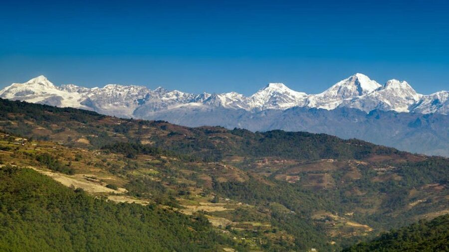Panoramic Day Hike from Nagarkot to Changunarayan with Lunch - Lunch near the temple