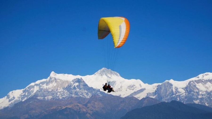 Pokhara: Golden Hour at Peace Pagoda - Himalayan Sunset Tour - The walk from the parking area