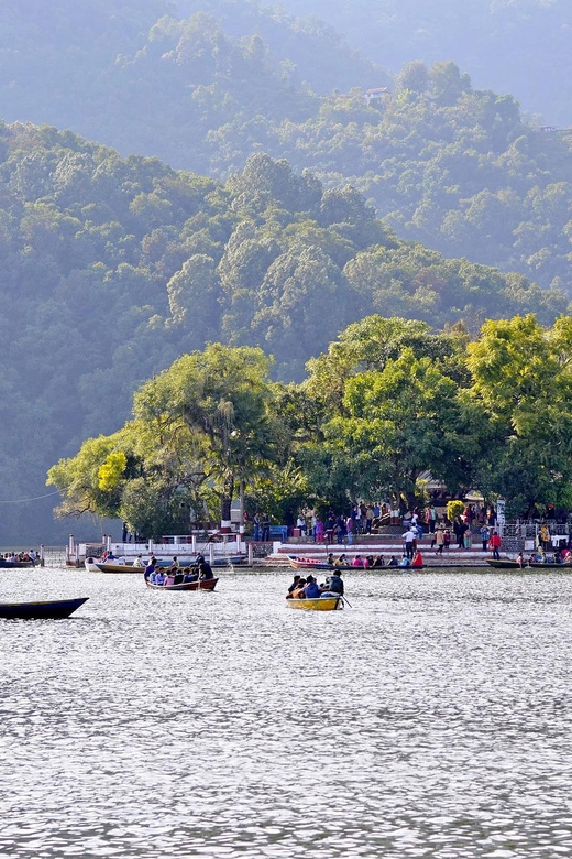 Pokhara: Guided Evening Walking Tour in Lakeside - The guide makes the difference